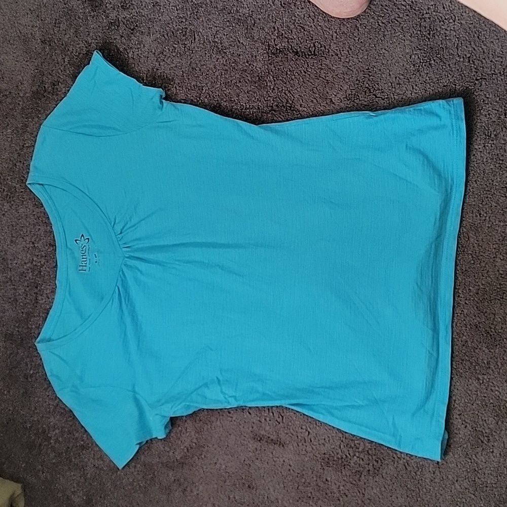 Hanes Women's Short Sleeve Scoop Neck Top in Teal